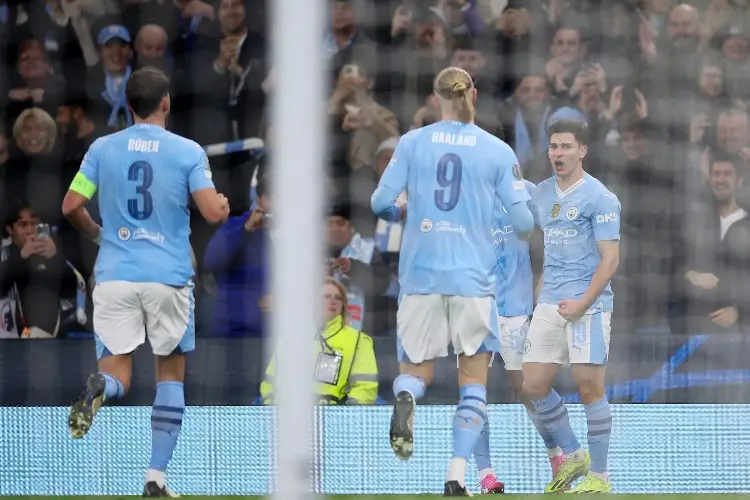 Manchester City avanza a cuartos de final