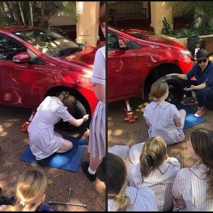 En Australia las niñas aprenden a cambiar llantas y revisar el aceite para no depender de nadie
