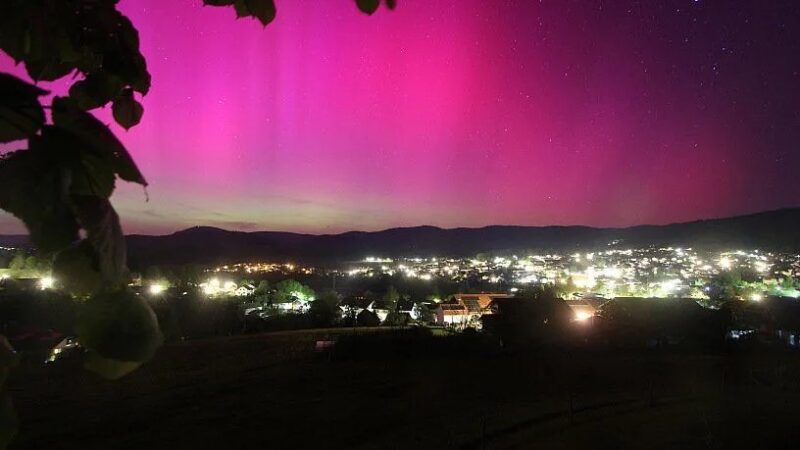 Tormenta geomagnética provoca asombrosas auroras boreales en varias partes del mundo