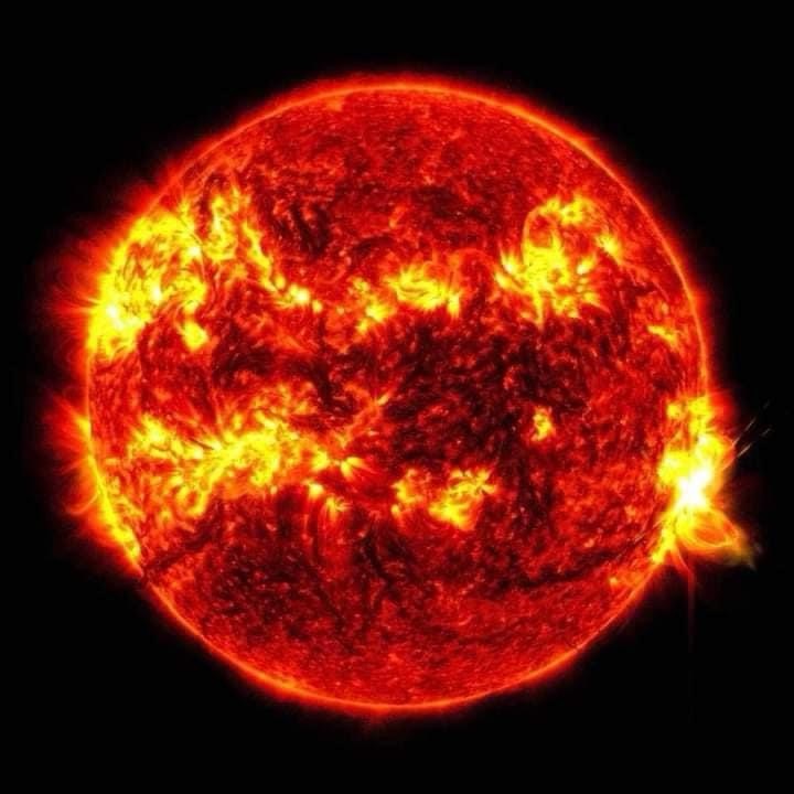 La NASA informó que una gran llamarada de categoría X8.7 se desprendió del Sol el día de hoy