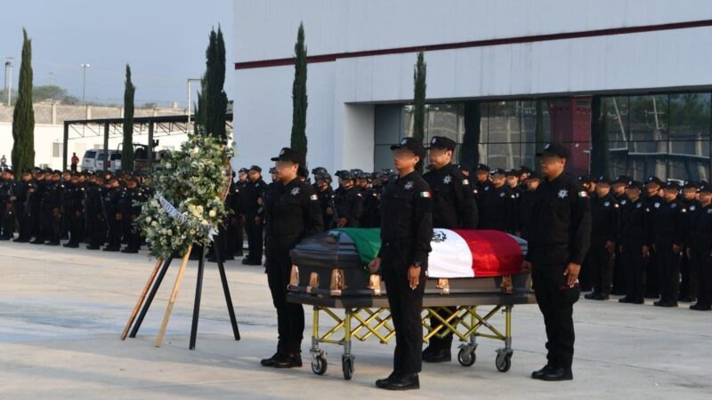 Despiden con honores a Oscar, joven policía en Matamoros, Tamaulipas en cumplimiento del deber