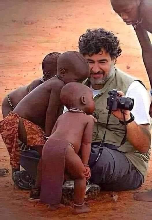 Un antropólogo propuso un juego a los niños de una tribu africana sin saber lo que pasaría