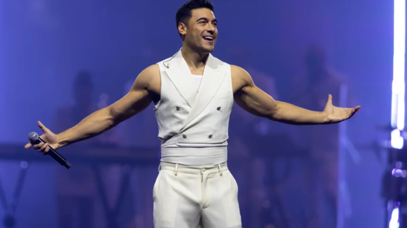 Carlos Rivera celebra 20 años de carrera artística en la Arena CDMX