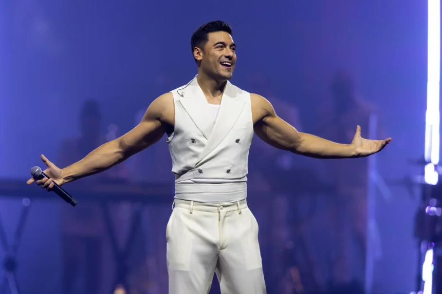 Carlos Rivera celebra 20 años de carrera artística en la Arena CDMX