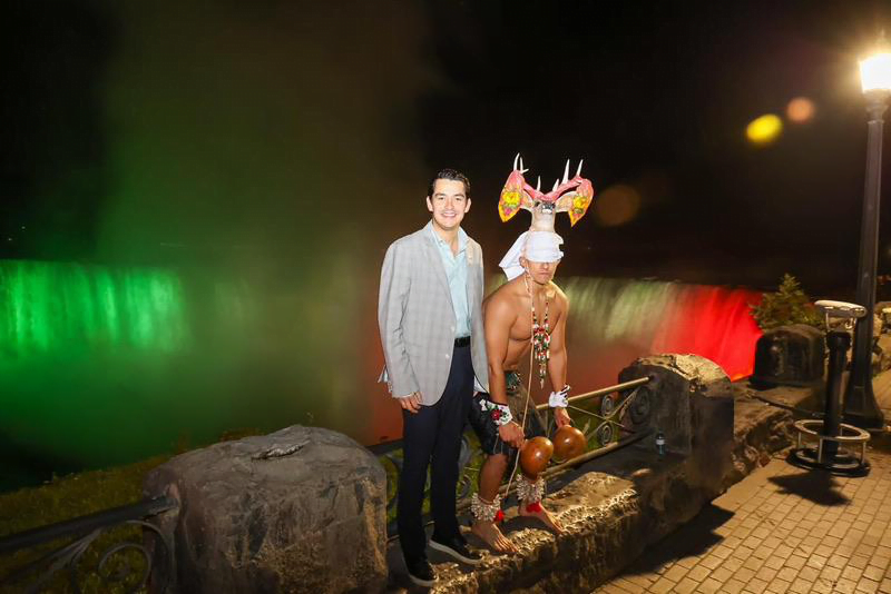 “Semana México en Canadá” con la iluminación de las Cataratas del Niágara de verde, blanco y rojo