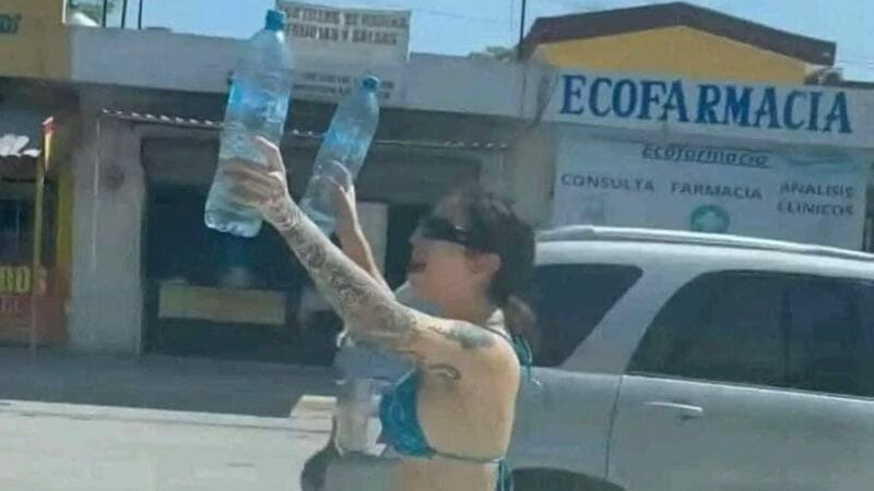 “Lady Aguas» se vuelve tendencia tras emprender negocio