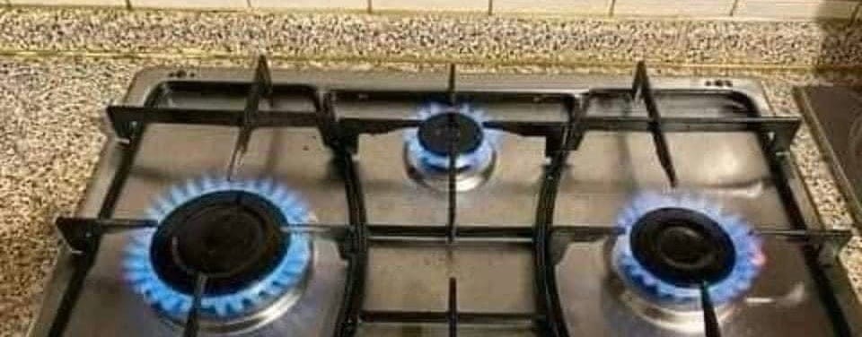 Vigilancia con el gas. Presta atención al color de la llama de la estufa o del hornillo