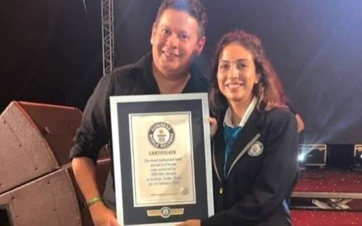 Pareja mexicana rompe el Récord Guiness de la relación sexual más corta de la historia