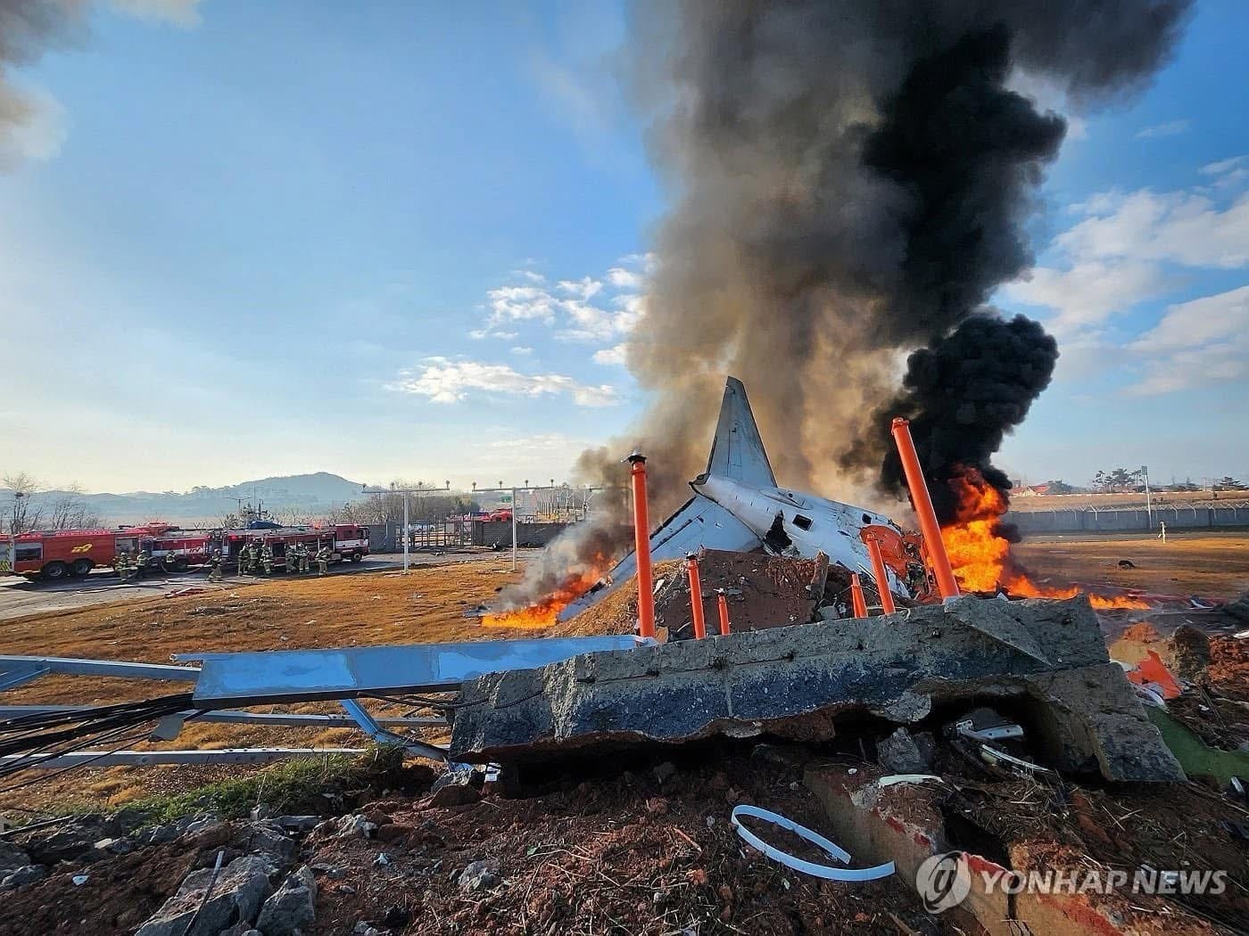 Tragedia durante aterrizaje de avión en Corea del Sur