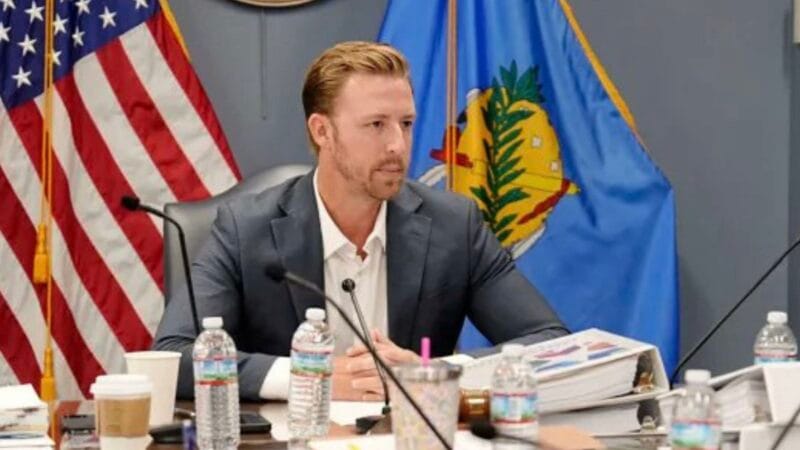 Propuesta en Oklahoma exige estatus migratorio de padres al matricular estudiantes