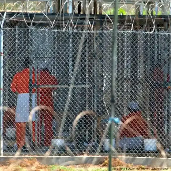 Trump quiere enviar a migrantes indocumentados a Guantánamo