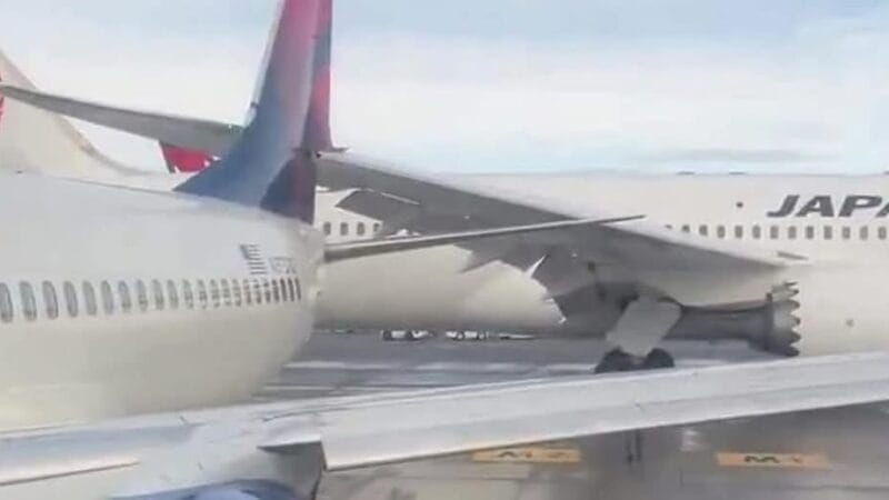 Avión choca contra otro que se dirigía a México en el Aeropuerto de Seattle