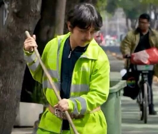 ¿Quién es Macario Martínez, el músico barrendero de la Ciudad de México que sorprendió a todos?