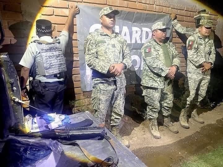 Captura la Guardia Nacional a 3 militares por robo de «cuerno de chivo»