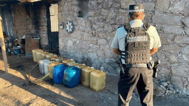 Detienen a once elementos de la Guardia Nacional por huachicoleo en Guanajuato