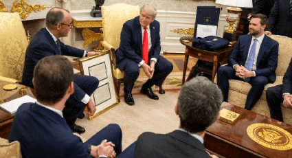Donald Trump recibe el certificado de nacimiento de su abuelo: era inmigrante en EU