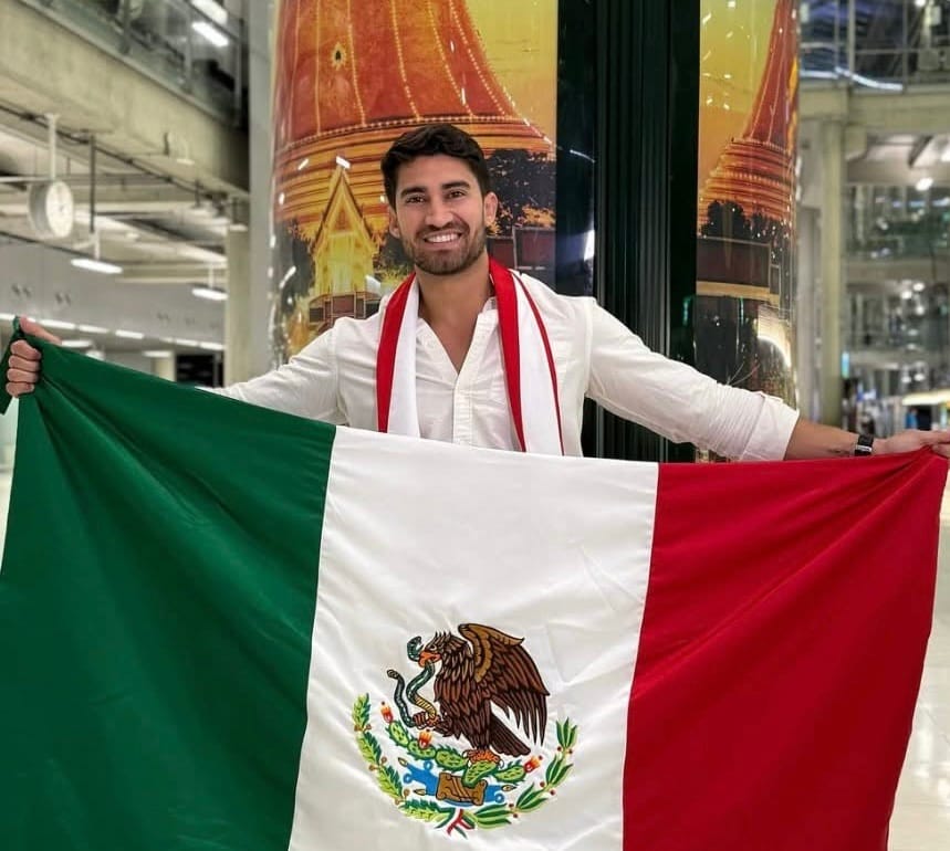 ¡El mexicano más guapo! Joven dentista de profesión representa a México en el certamen Manhunt International 2025