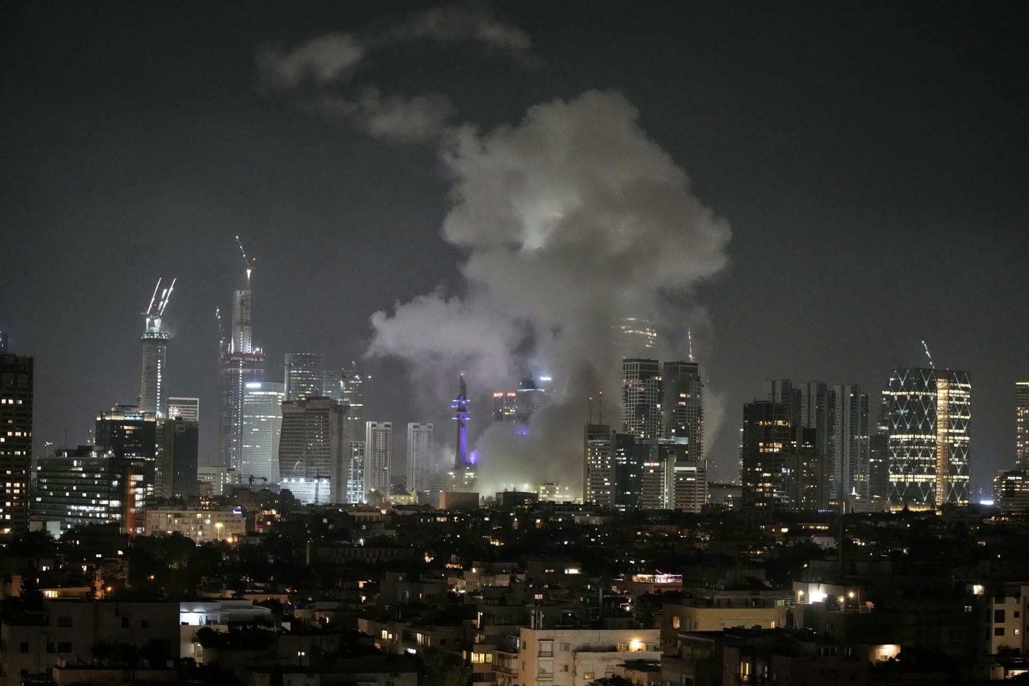 Guerra Israel vs Irán, así impactaron los misiles iraníes en Tel Aviv
