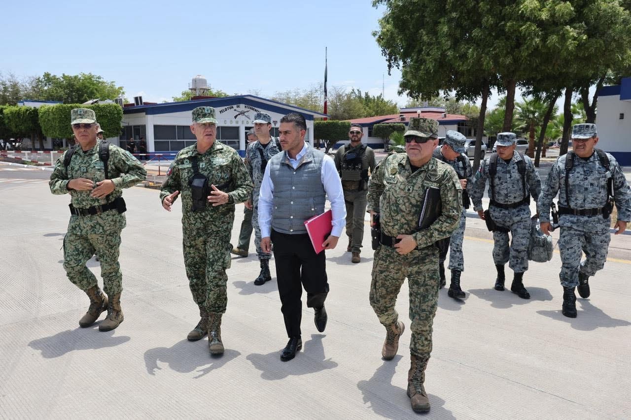 Harfuch llega a Sinaloa con 1,600 elementos para reforzar estrategia de seguridad