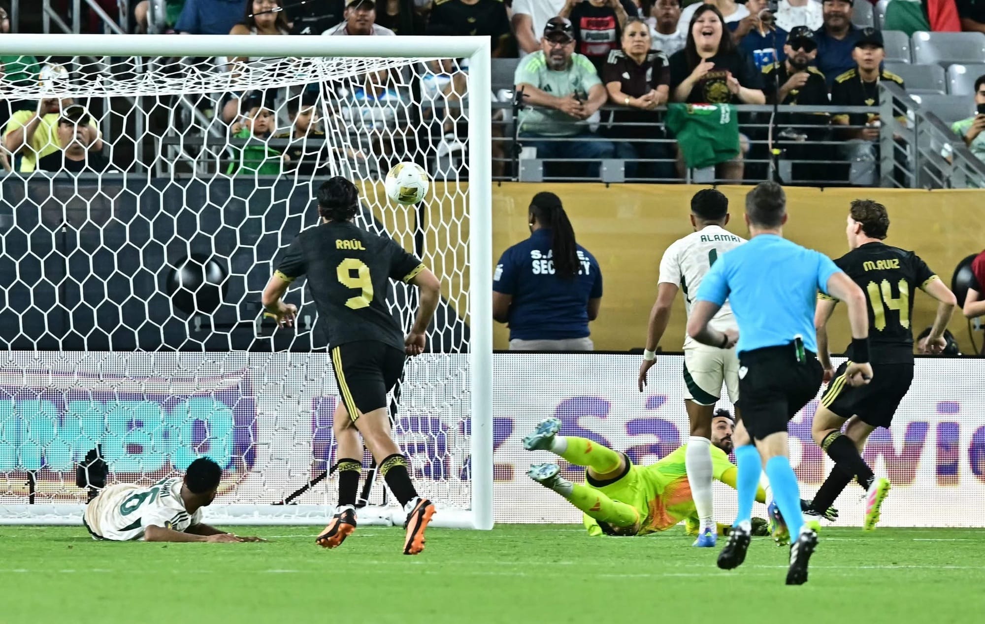 México vence a Arabia Saudita y está en la semifinales de la Copa Oro 2025