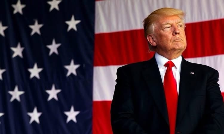 Donald Trump firma memorando presidencial que refuerza restricciones a Cuba