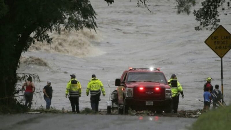 Más de 20 niñas desaparecen de un campamento tras inundaciones en Texas