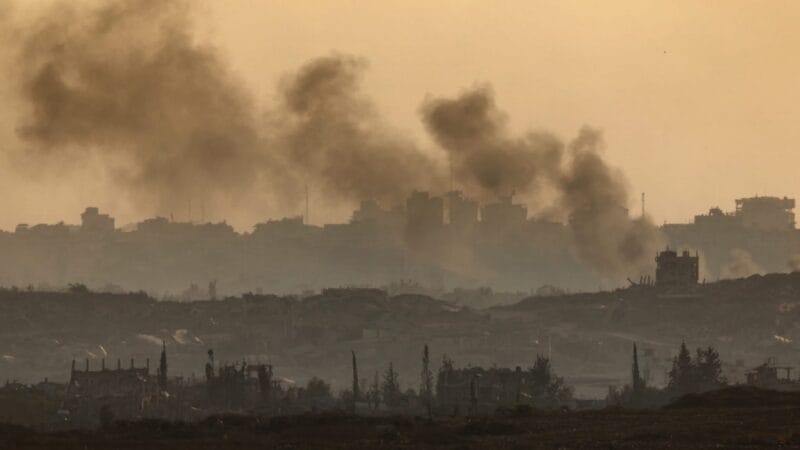 Mientras Gaza sigue bajo fuego, líderes buscan una tregua