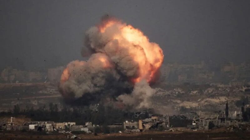 Israel continúa sus ataques mortales en Gaza: 58 mil palestinos muertos, incluyendo miles de niños 