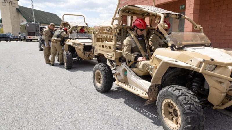 Retiran 2 mil soldados de Los Ángeles tras redadas migratorias.