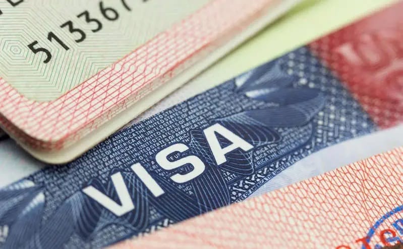 Aumento en la tarifa de VISA impactará el turismo y la economía en EE.UU