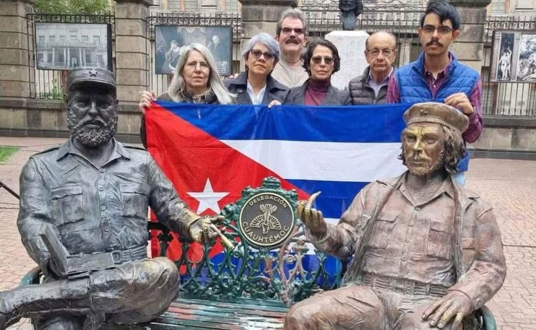 Cubanos harán manifestación para restituir estatuas de Fidel y el «Che»