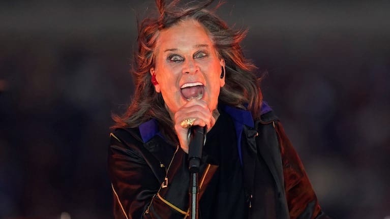 Murió a los 76 años Ozzy Osbourne, el cantante de la banda de heavy metal Black Sabbath