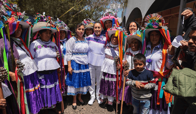 Presidenta Claudia Sheinbaum entrega 139.9 mdp del FAISPIAM a pueblos originarios de Querétaro