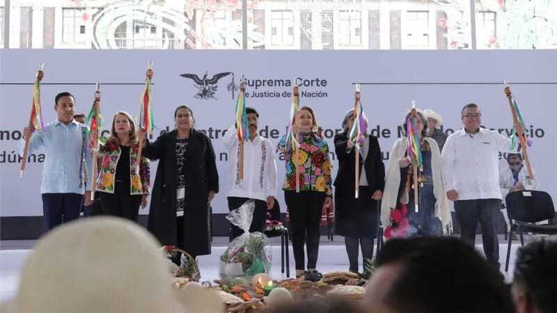Nueva SCJN en el Zócalo: ministras y ministros protagonizaron ceremonia de purificación y entrega de bastón de mando