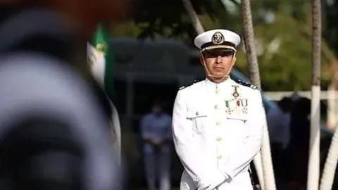 Detienen al Vicealmirante Manuel Farías Laguna por red de huachicol fiscal en México