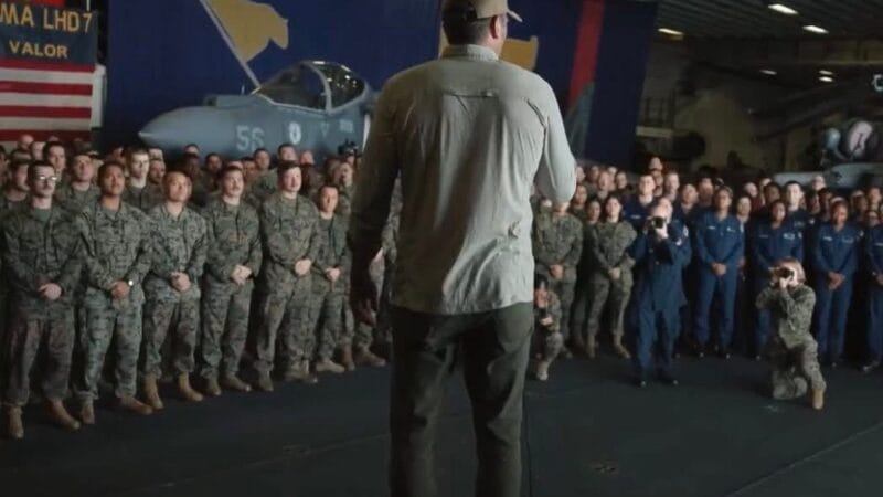 Secretario de Defensa de EEUU prepara a los soldados para la operación Venezuela