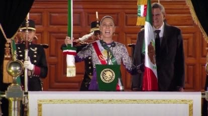 Claudia Sheinbaum da histórico Grito de Independencia, dedicado a las mujeres, heroínas anónimas y migrantes
