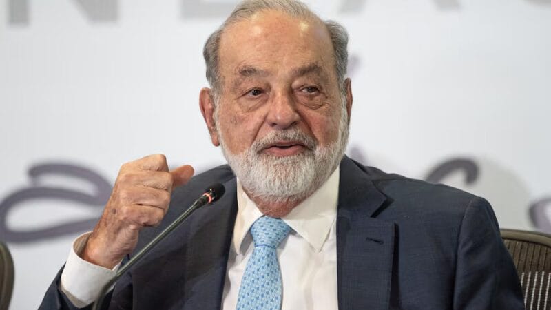 Carlos Slim firma contrato de 2 mil mdd con Pemex para perforar pozos en Veracruz