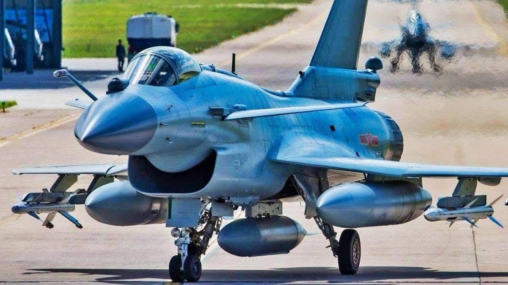 Indonesia comprará 42 cazas J-10C a China en su primer acuerdo de compra de aeronaves no occidentales