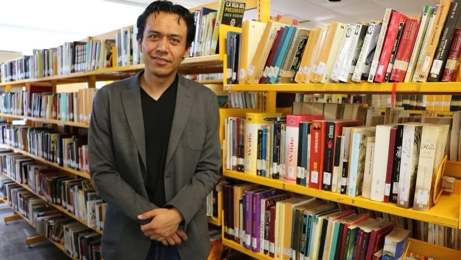 Despiden a Marx Arriaga, creador de los nuevos libros de texto gratuitos llenos de errores y de ideología