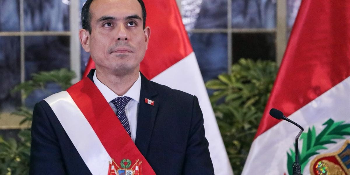 El Congreso del Perú aprueba la destitución del presidente interino José Jerí