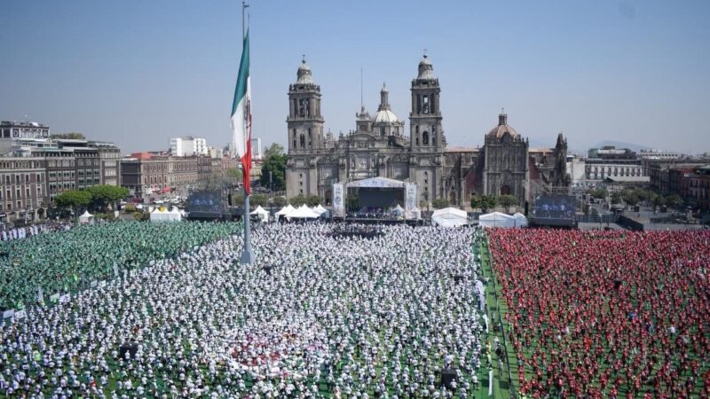 CDMX obtiene Récord Guinness por la Clase de Futbol Más Grande del Mundo