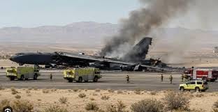 Tragedia en California tras estrellarse un bombardero B-52 en el desierto de Mojave
