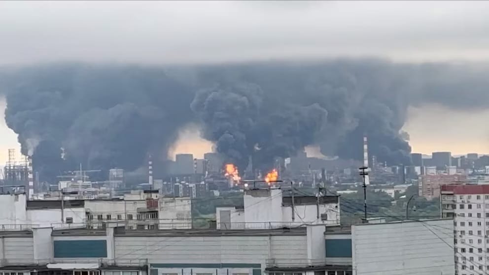 Ucrania ataca por segunda vez en una semana una refinería de petróleo clave en Moscú